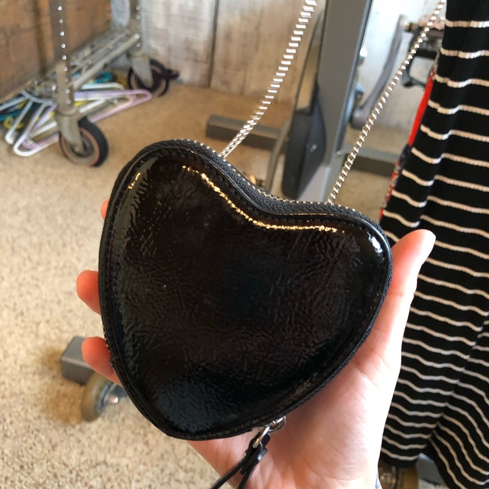 Long chain purse